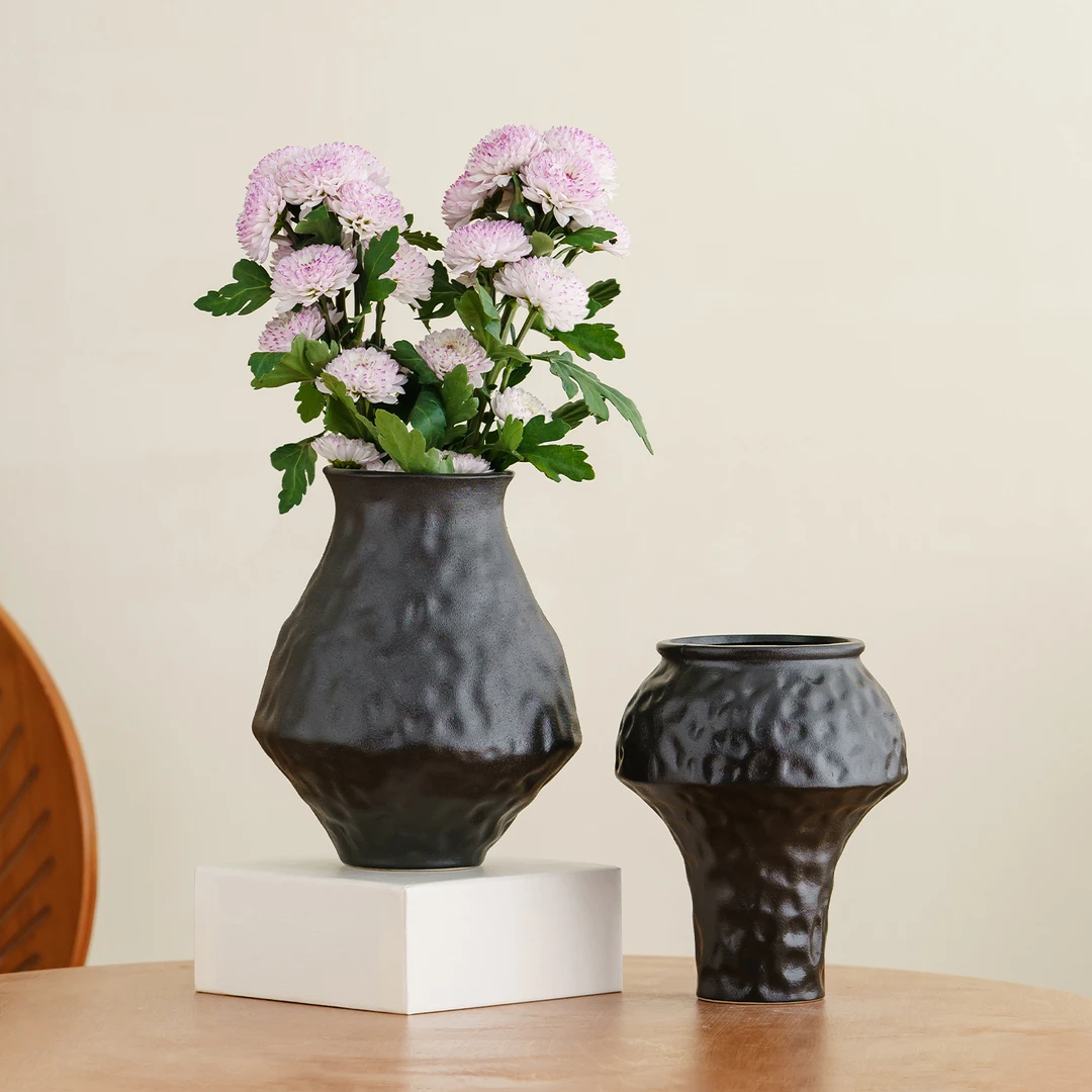宿雨现代简约黑色花瓶陶瓷小众设计感装饰玄关客厅插花摆件花器