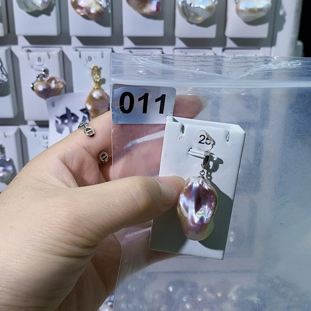 淡水珍珠合金颈饰