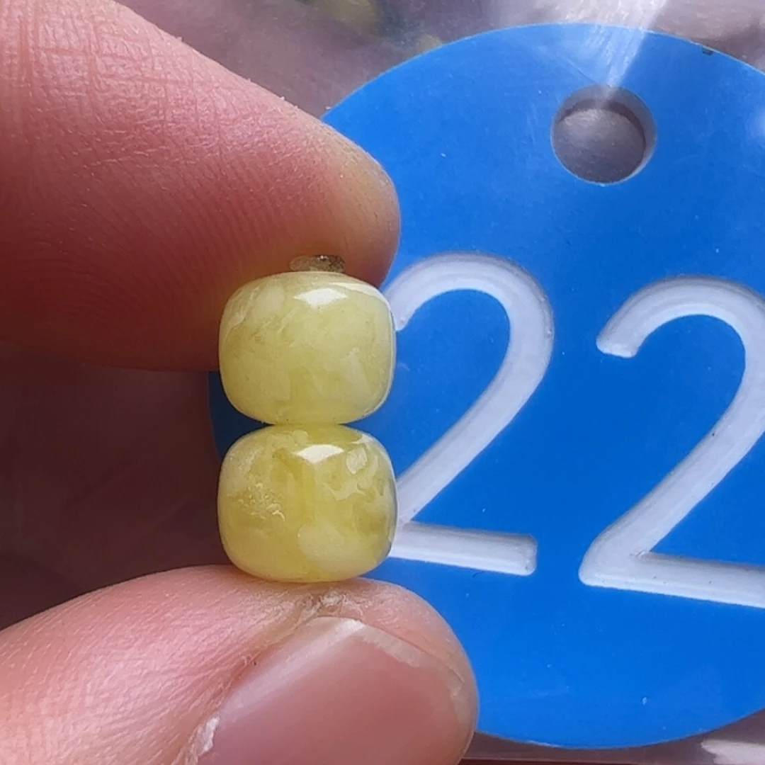 蜜蜡未镶嵌珠宝奇石7m m