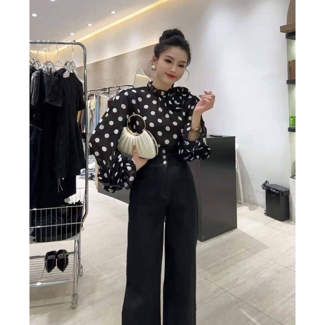 【Wan wan】大波点肩部两朵花木耳领衬衣