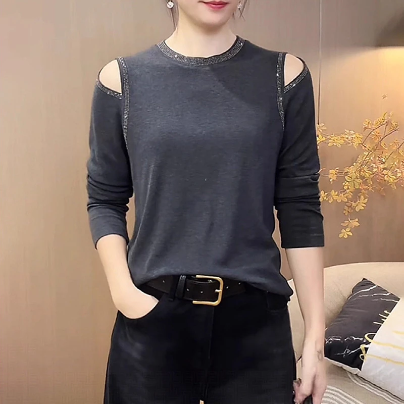烫钻圆领长袖露肩设计感针织衫女时尚休闲宽松显瘦减领套头上衣