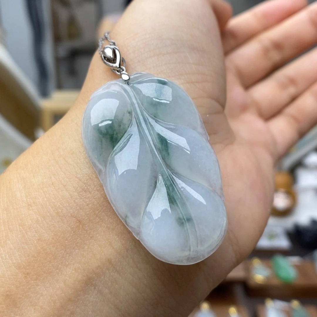 【闪购商品】颈饰银S925镶嵌翡翠4