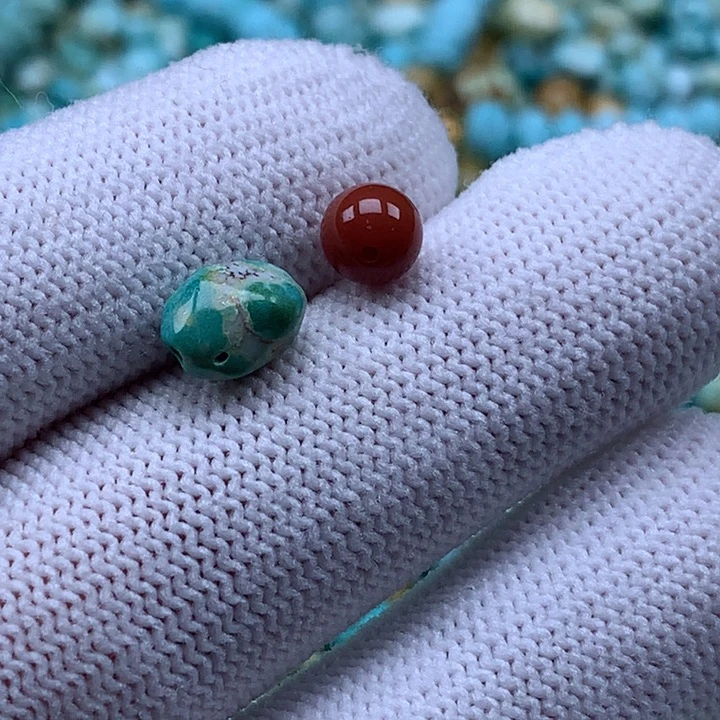 南红玛瑙未镶嵌珠宝奇石