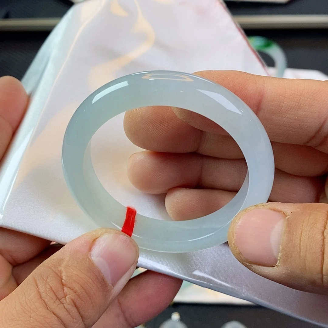 【闪购商品】未镶嵌手镯翡翠