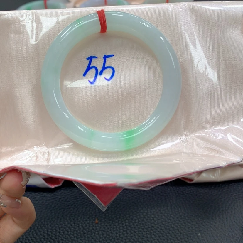 【闪购商品】翡翠手镯未镶嵌翡翠
