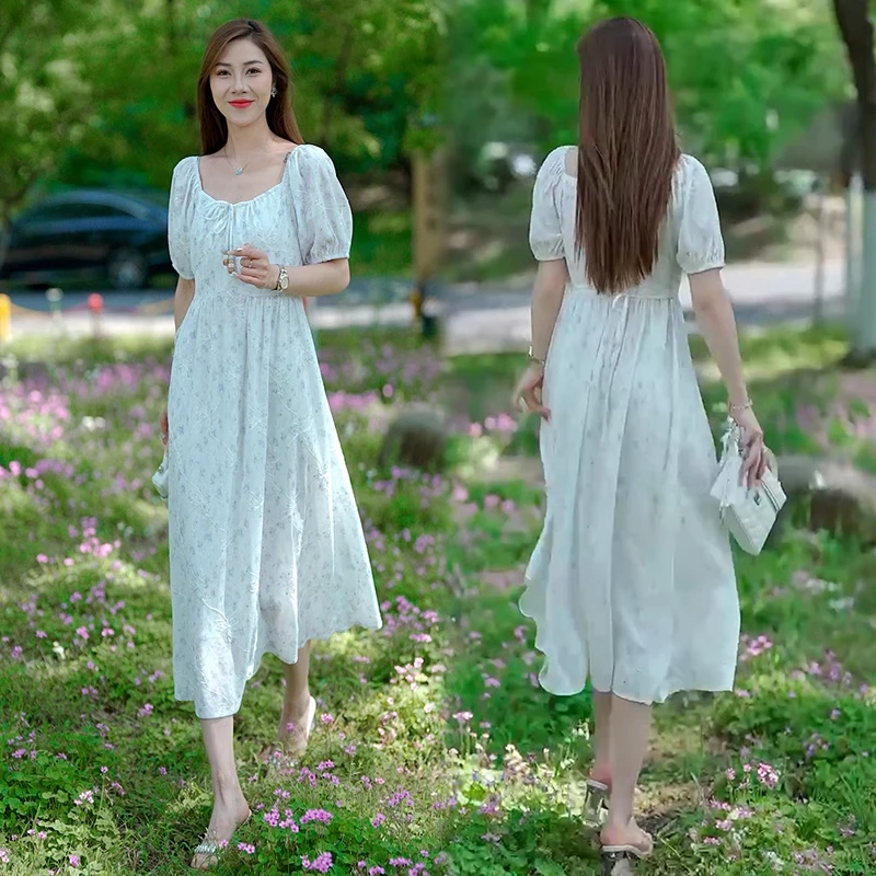 小清新碎花连衣裙女2025夏季新款洋气质减龄显瘦长款过膝超仙裙子