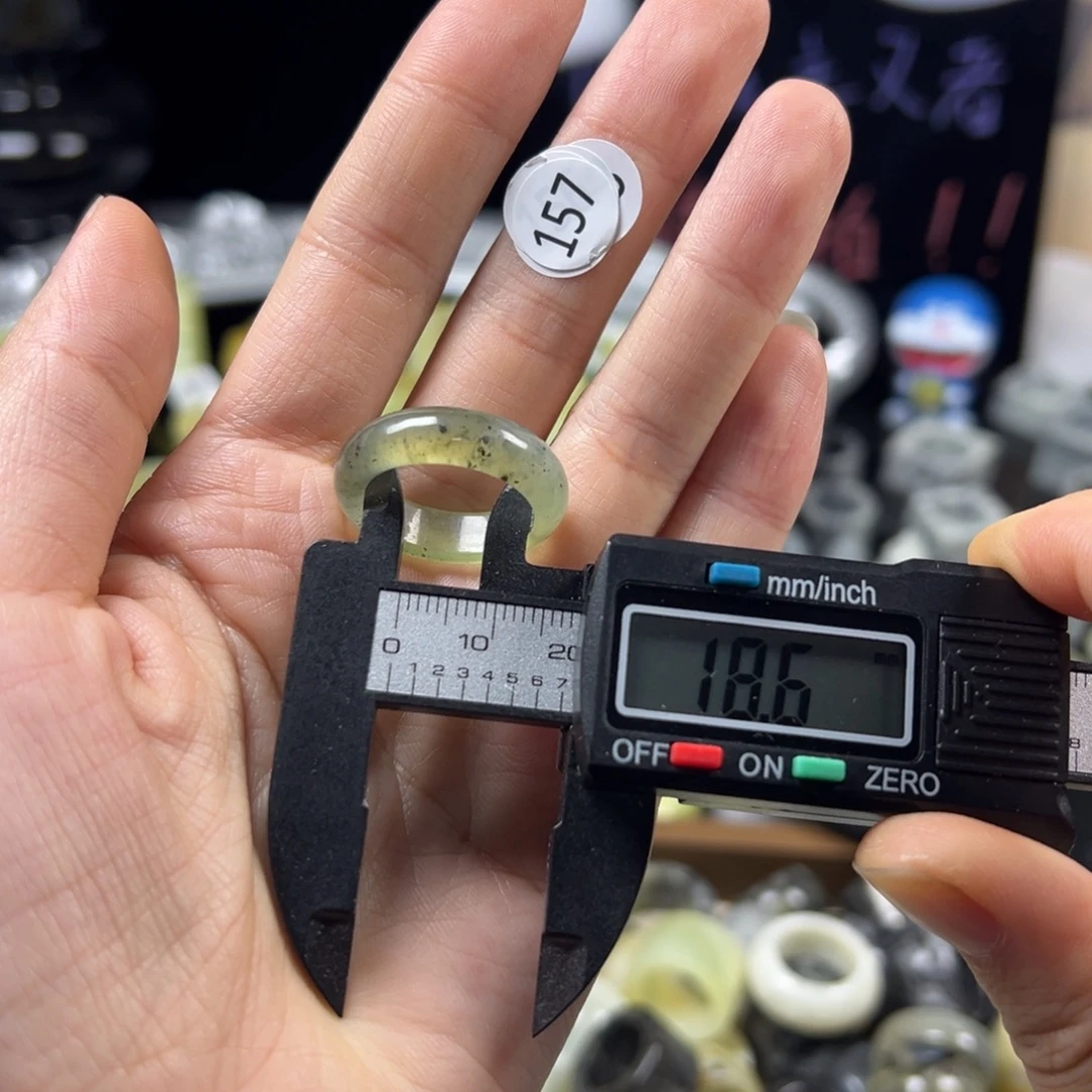 蛇纹石玉未镶嵌戒指