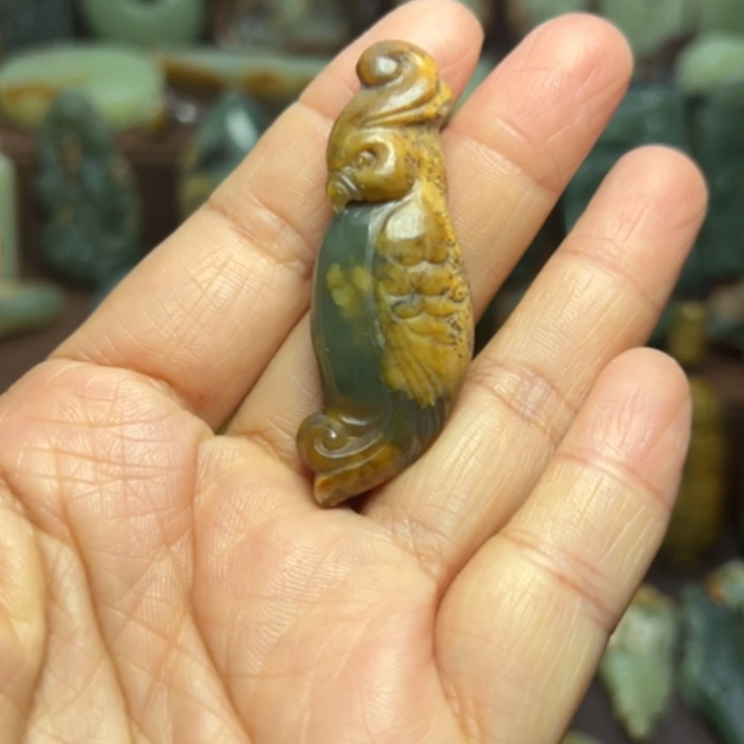 【闪购商品】岫岩河磨玉（透闪石质玉）未镶嵌颈饰