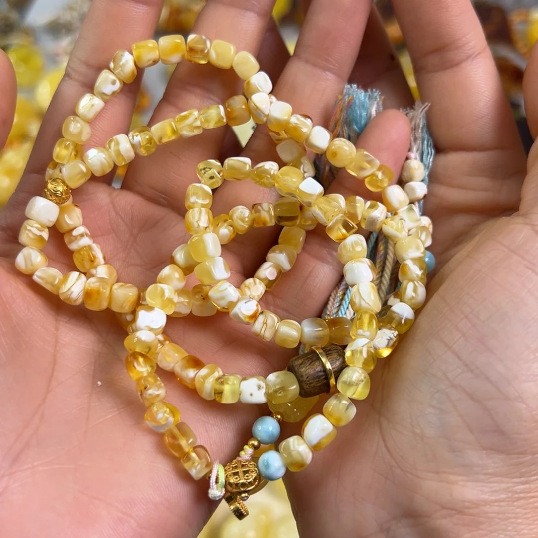 蜜蜡裸石未镶嵌泡*蜜蜡