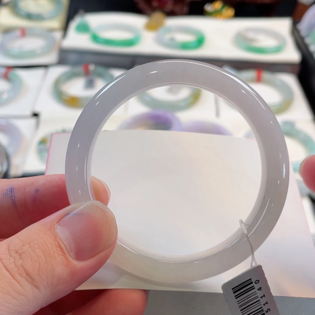 翡翠手镯未镶嵌54.5正圈