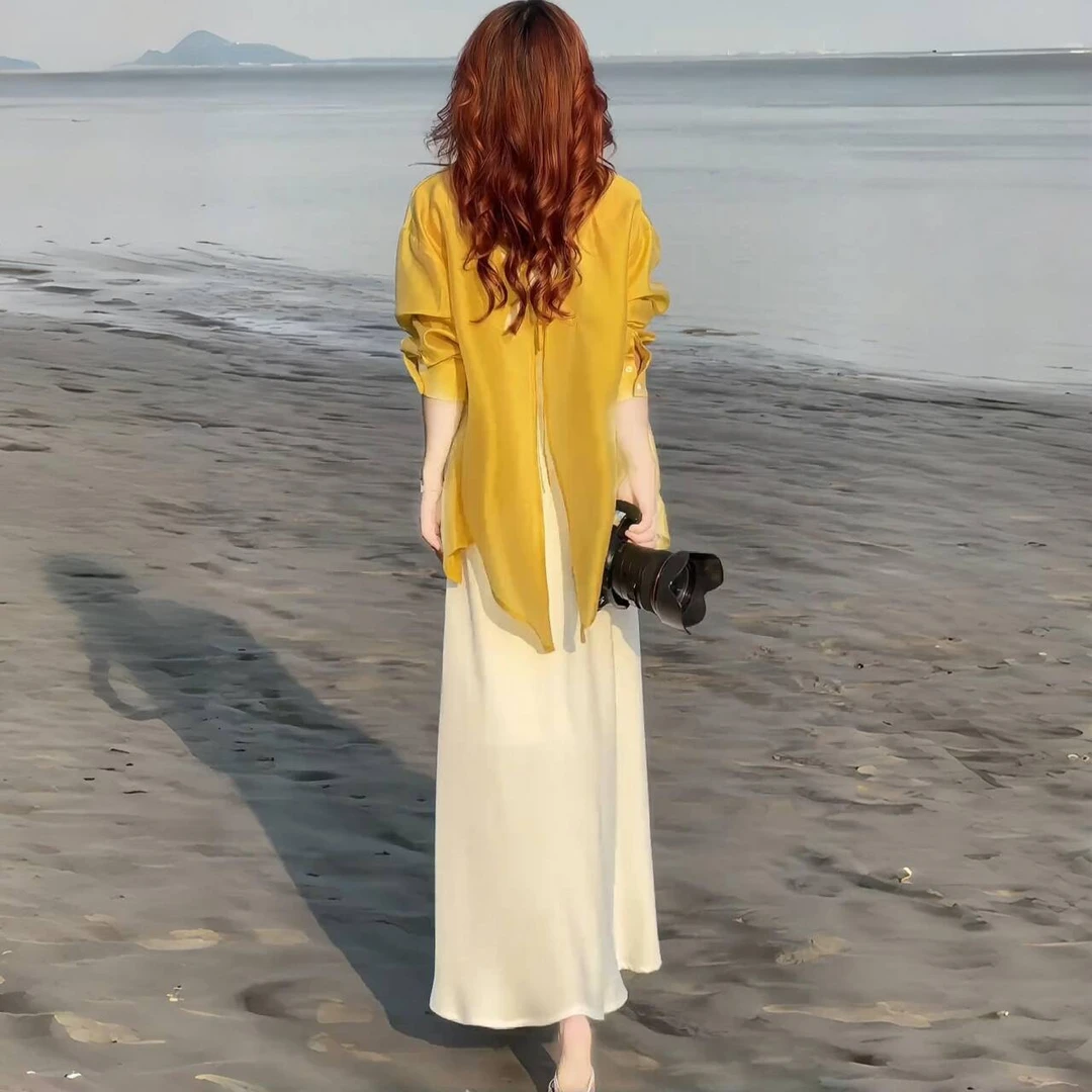 今年流行夏季两件套别致漂亮吊带连衣裙子高级感防晒外搭衬衫套装