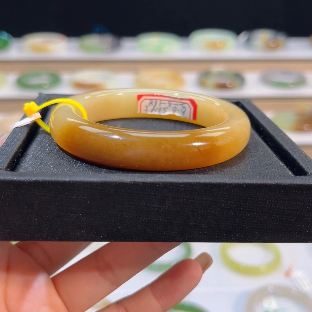 未镶嵌手镯和田玉红糖