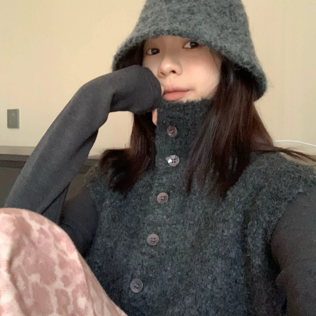 【杨嘻嘻】韩版出游厚款网红洋气炸街女装加厚外穿毛衣马甲28237