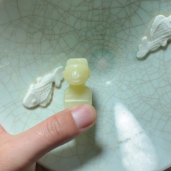 古***藏瓷片双鱼青瓷开片大碗宽