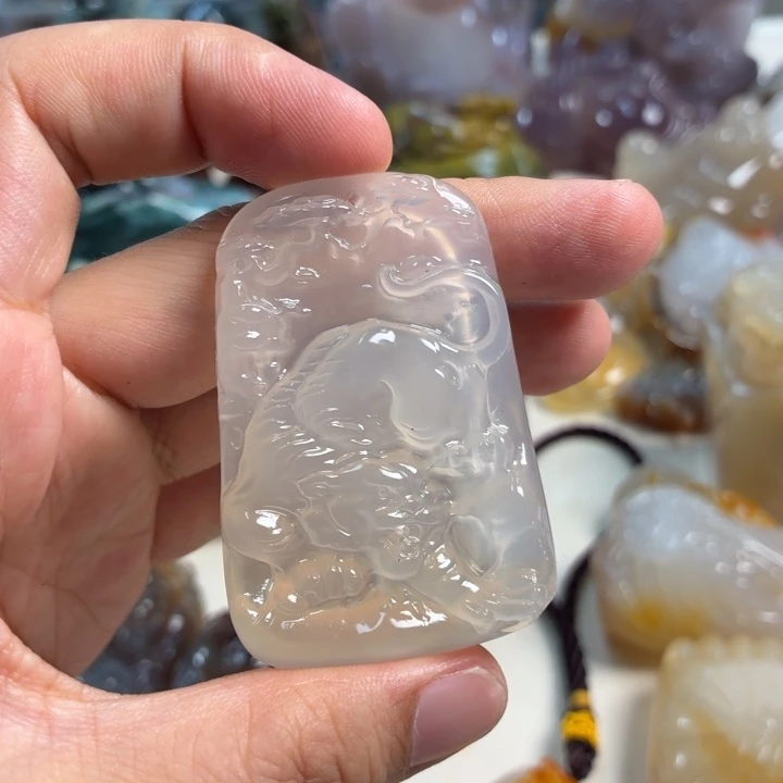 玛瑙/玉髓未镶嵌吊坠(不含链)