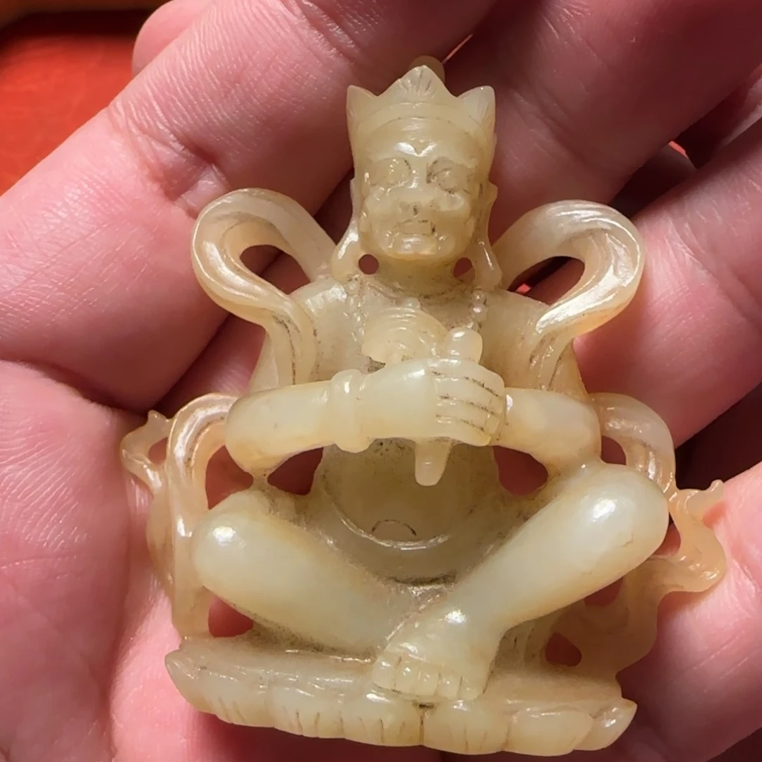 用***5和田玉未镶嵌把件