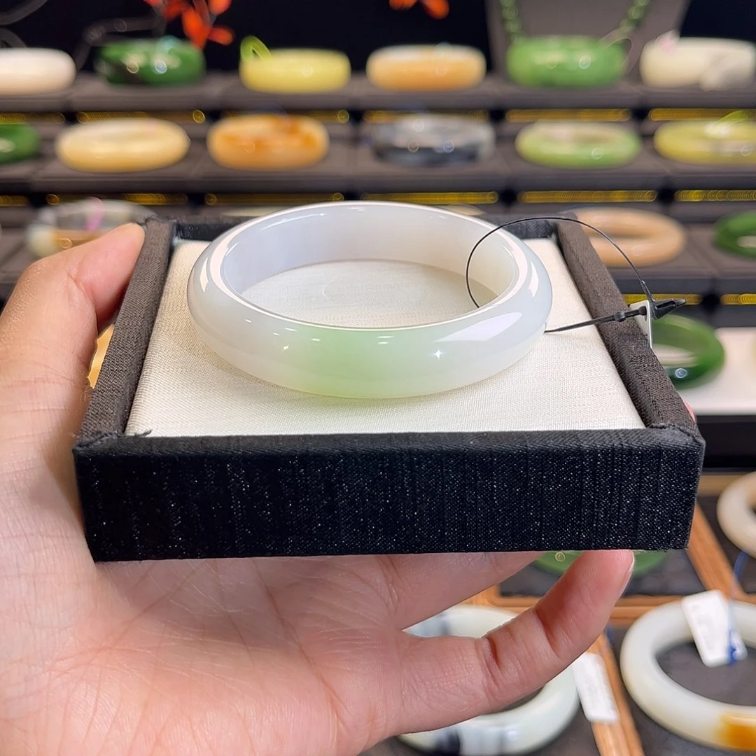 和田玉未镶嵌手镯紫翠54+