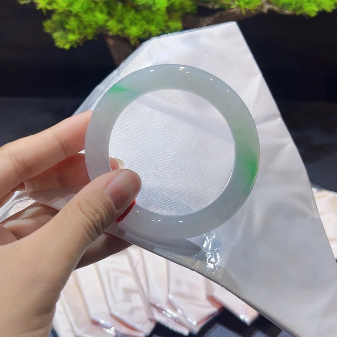 未镶嵌手镯翡翠53