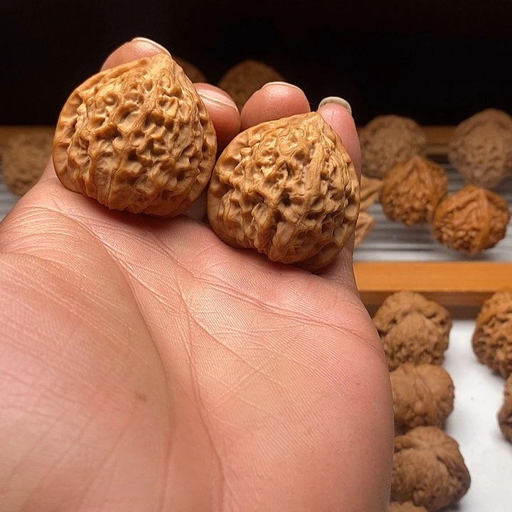 吊坠文玩核桃金牛38