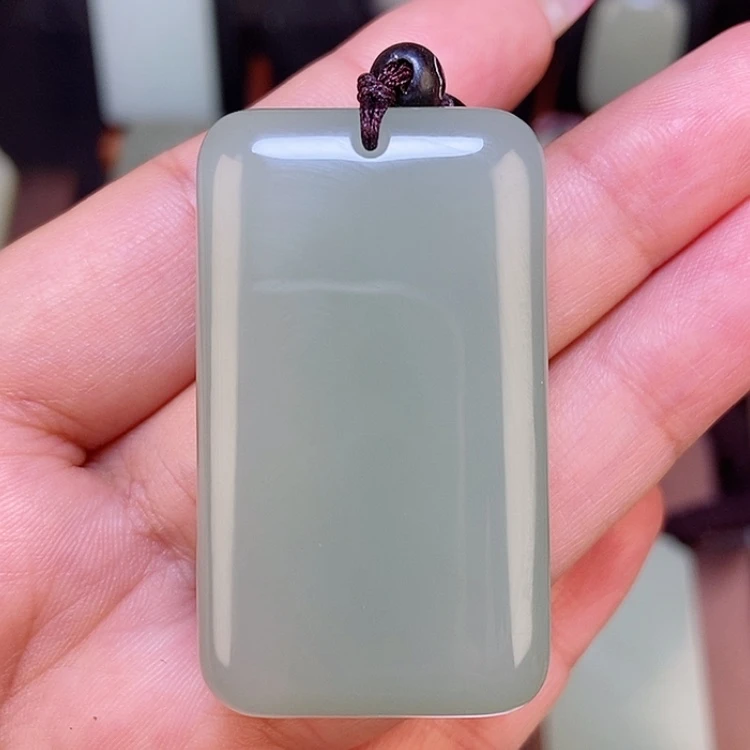 【闪购商品】颈饰未镶嵌和田玉