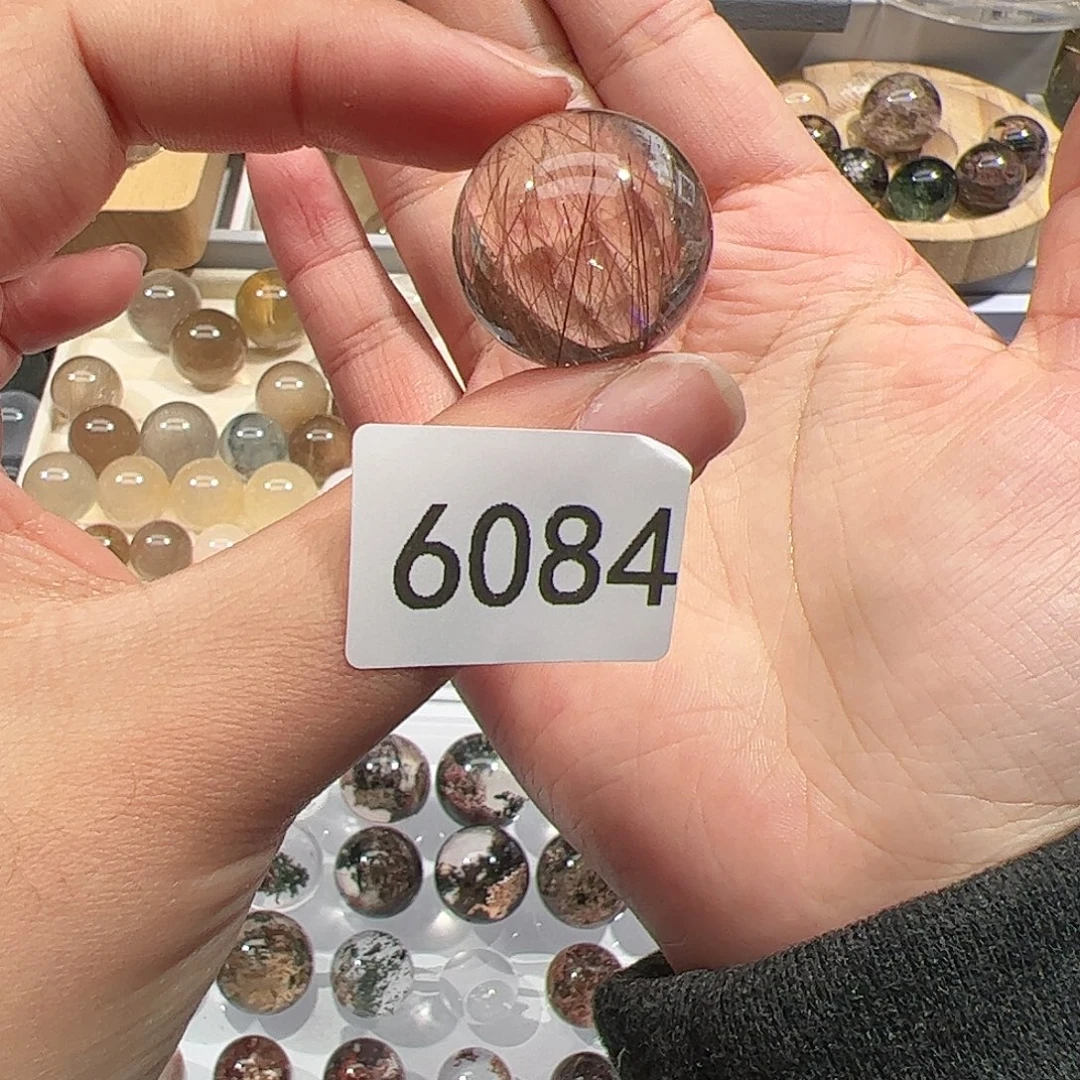 赖****大型摆件（非配饰）未镶嵌水晶