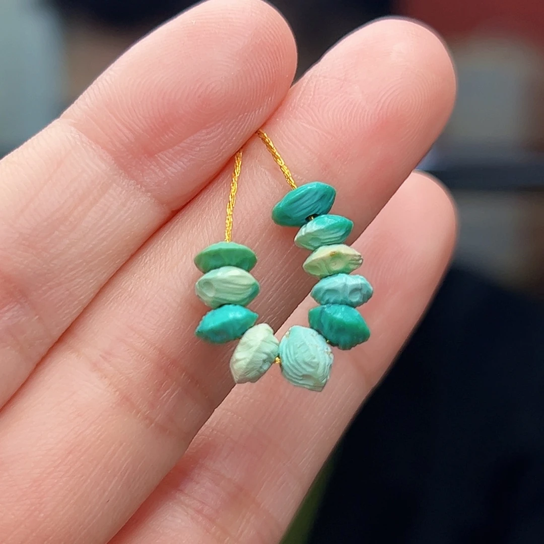 绿松石未镶嵌珠宝奇石