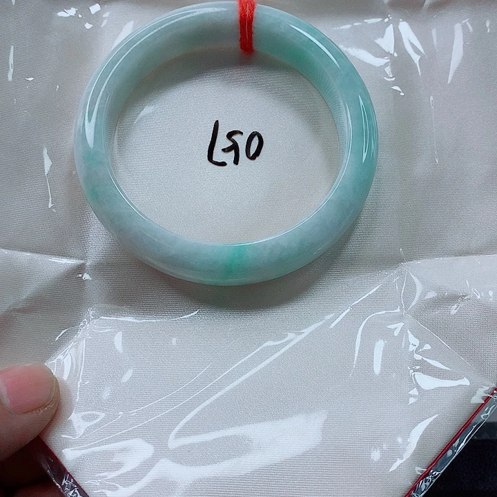 翡翠未镶嵌手镯翡翠