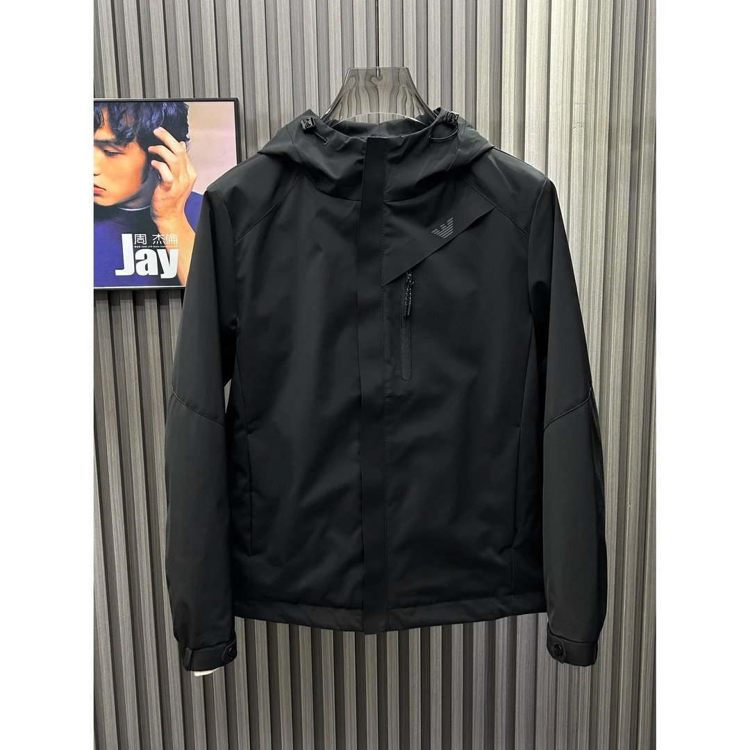 特大码300斤春秋商务连帽夹克男士软壳简约冲锋衣欧洲站轻奢外套2