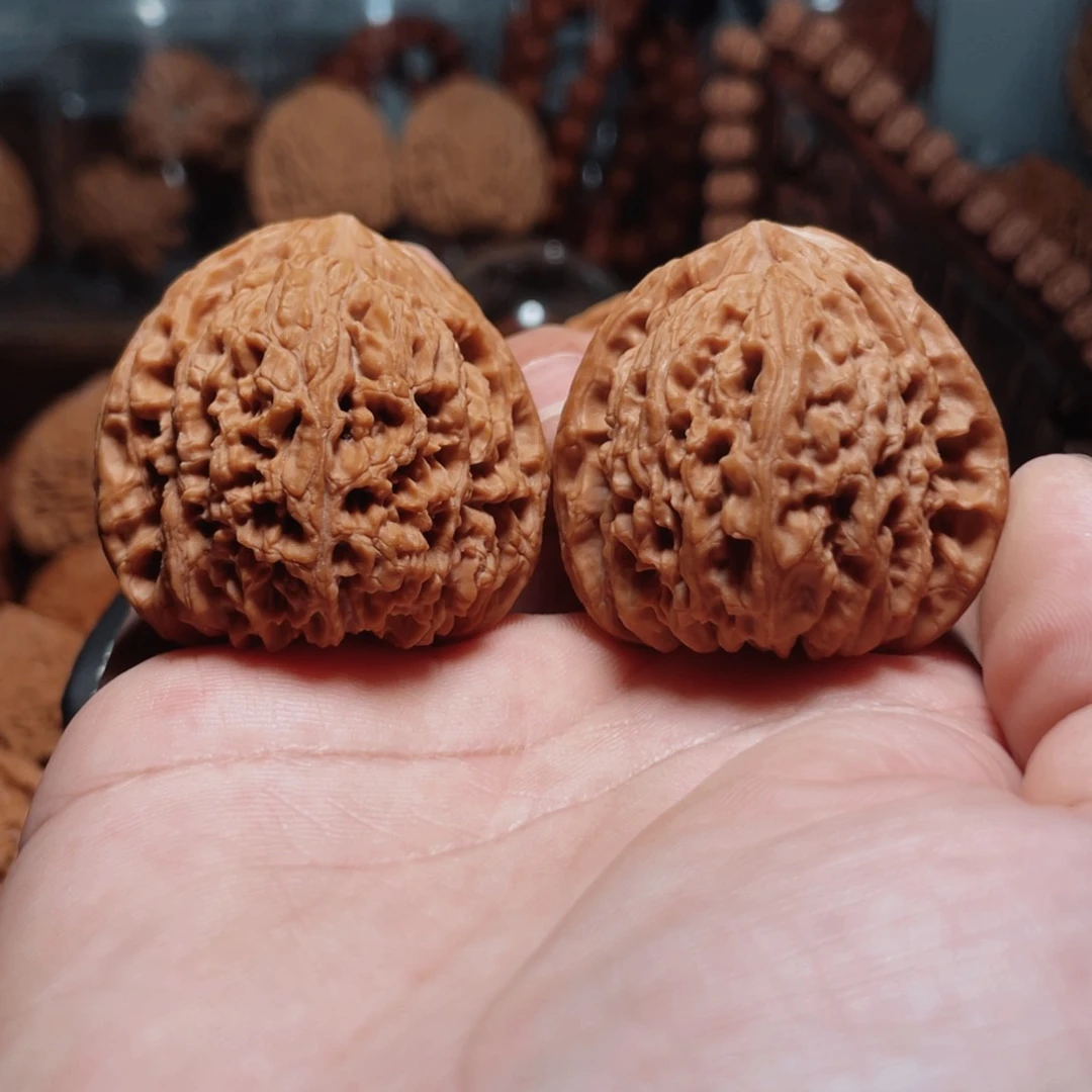 F***6文玩核桃吊坠南疆石