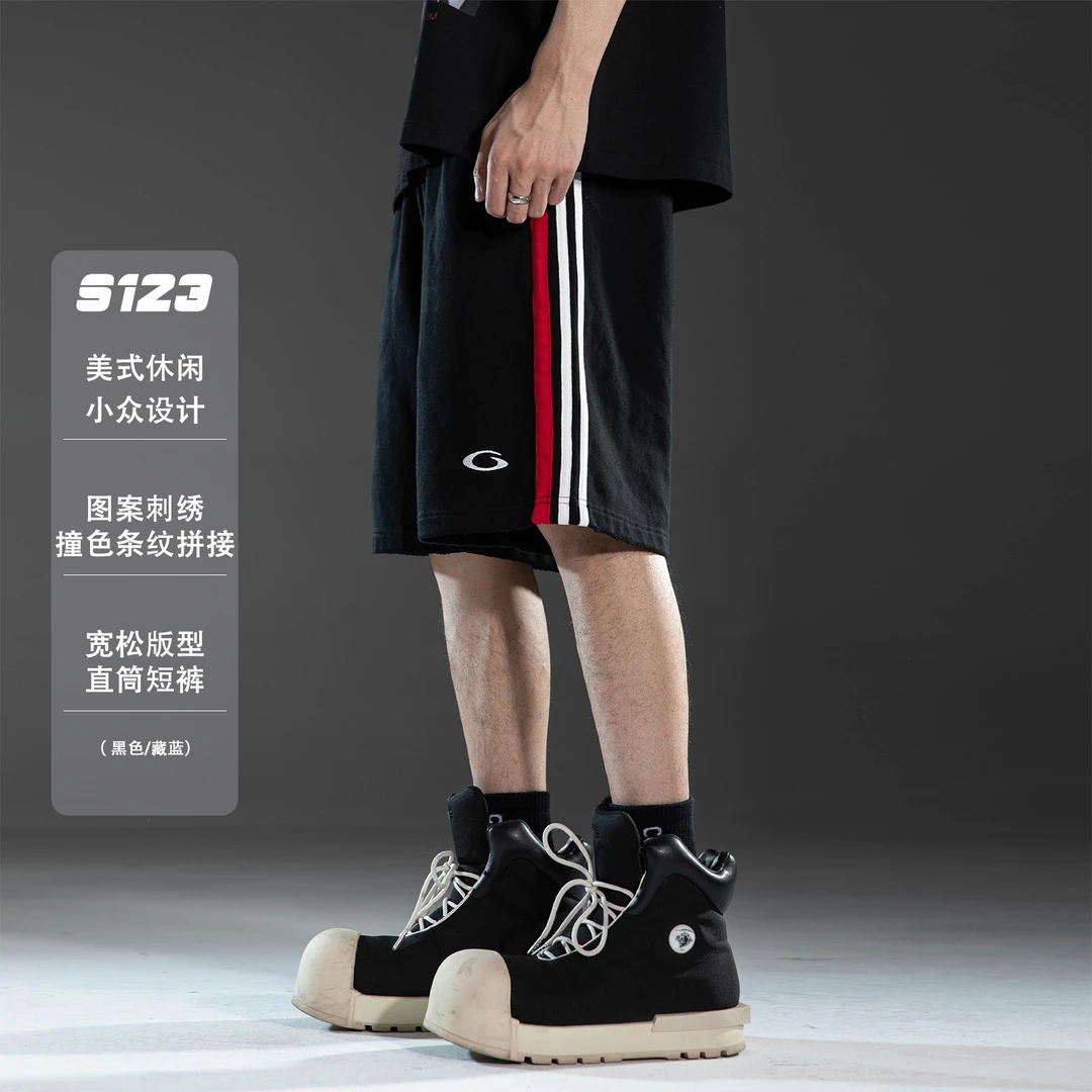 S123 【图案刺绣】撞色条纹拼接脚口磨破休闲宽松直筒五分短裤男