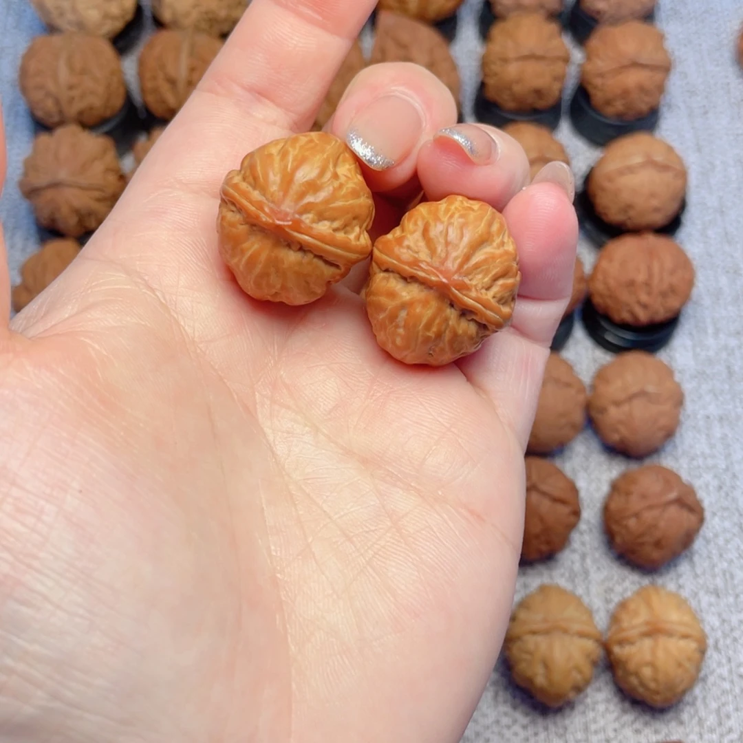 文玩核桃把件小元宝