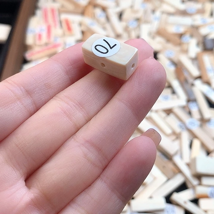 泥塑不打孔联系客服