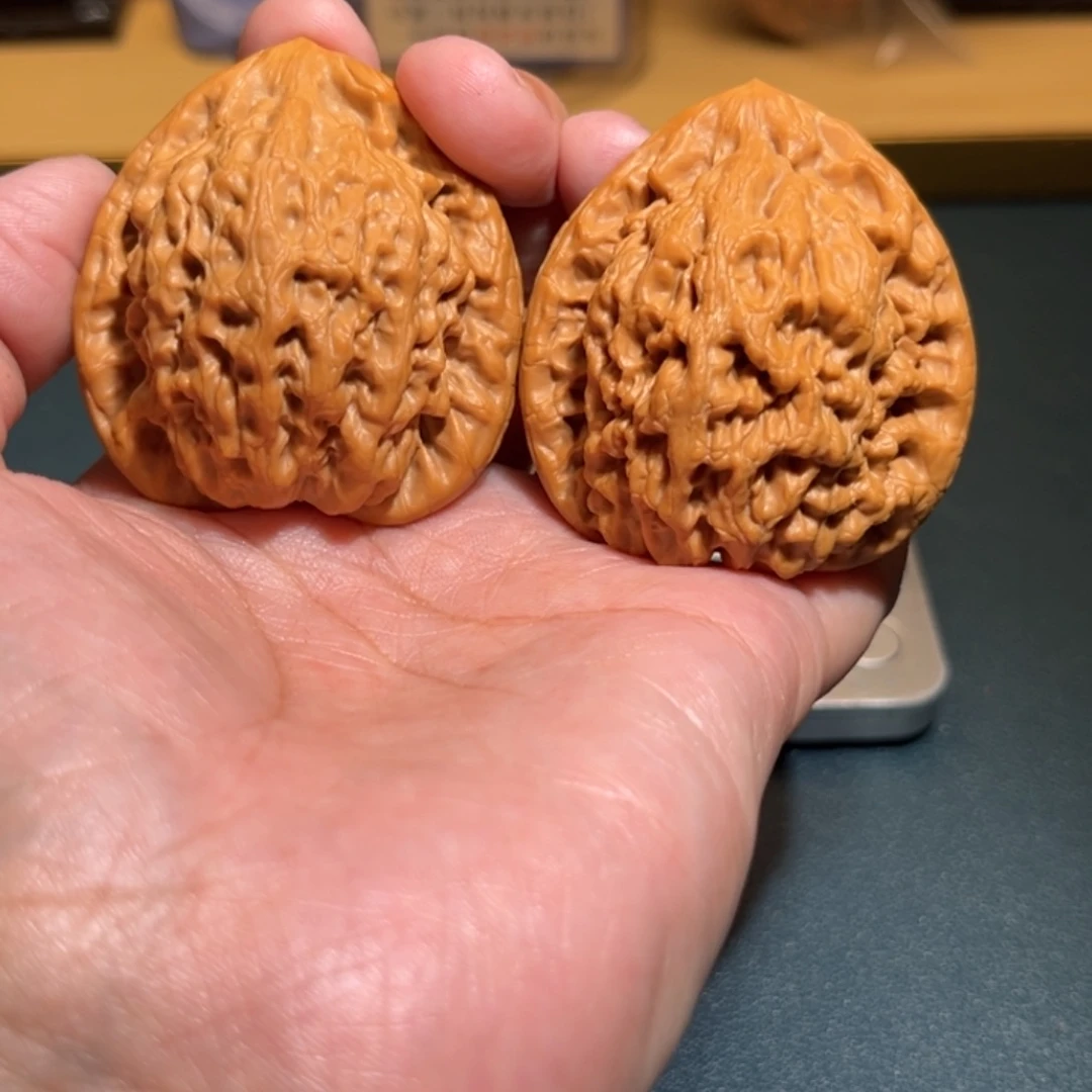 文玩核桃吊坠金公子43