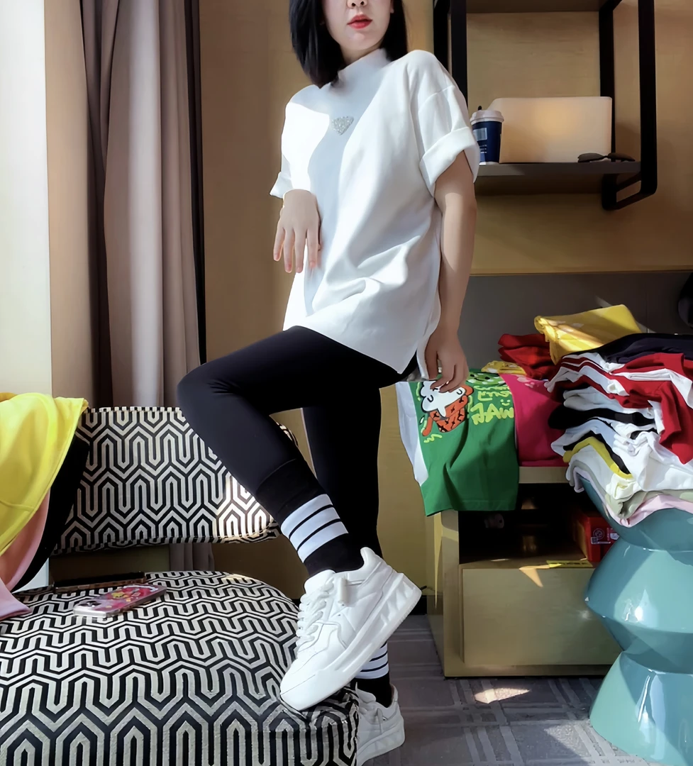 哝NONG-2024百大红人上新大版倒三角小标休闲短袖上衣DT-y0992160