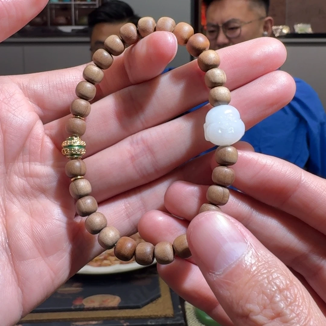 和田玉未镶嵌颈饰127巴哥代购不退