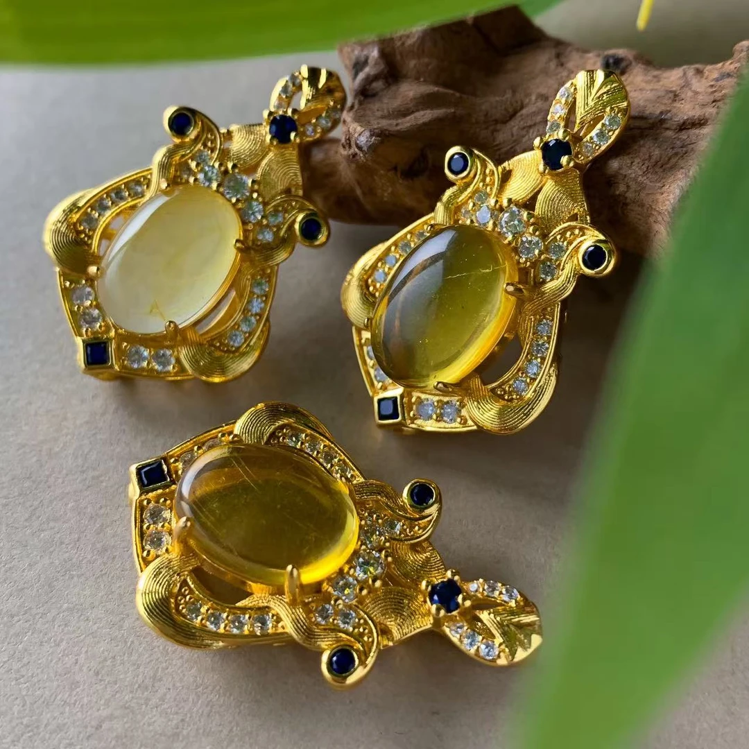 面面来财珠宝MT2843-琥珀蓝珀福贝吊坠-配链子-多样性发其一