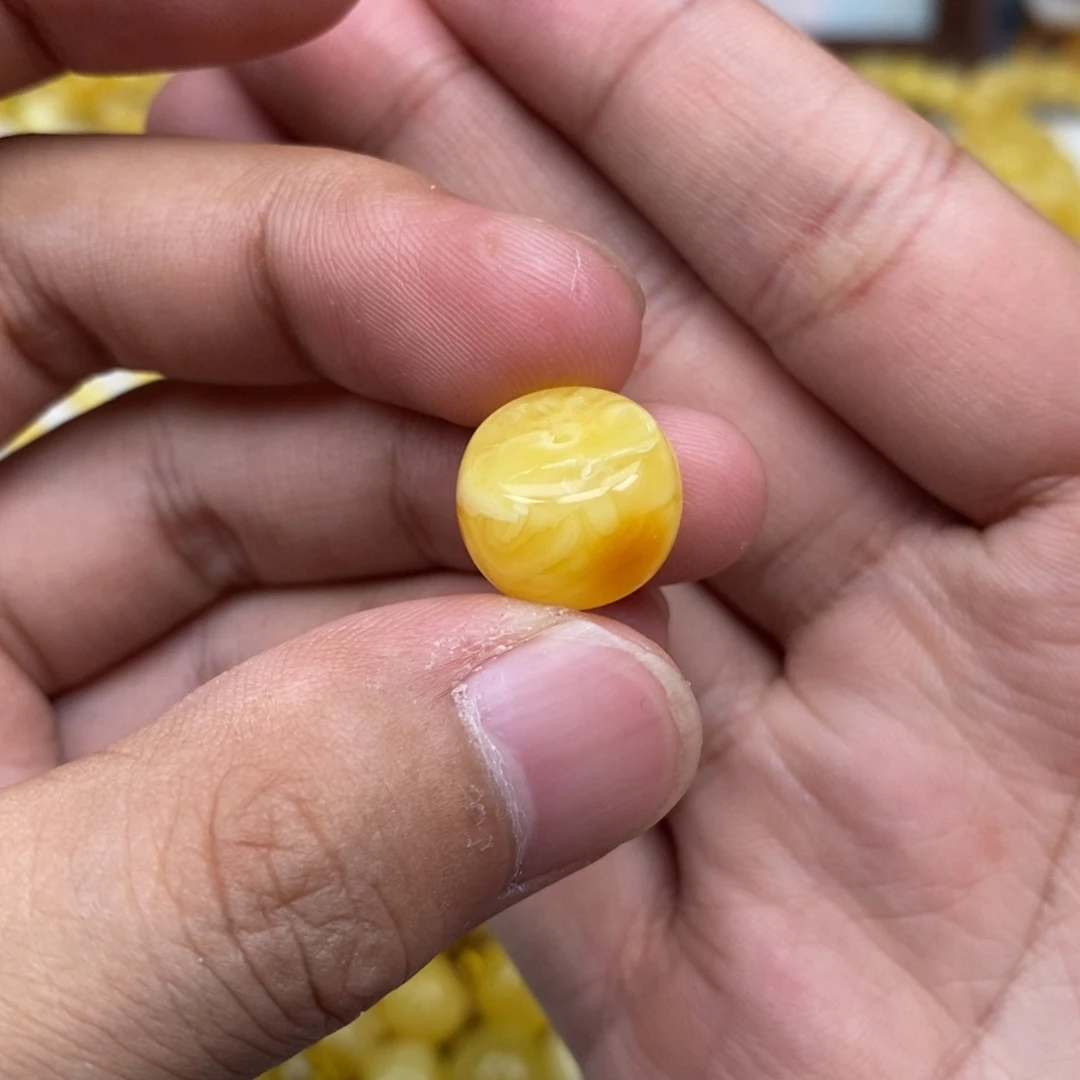 琥珀未镶嵌珠宝奇石14/10尺寸