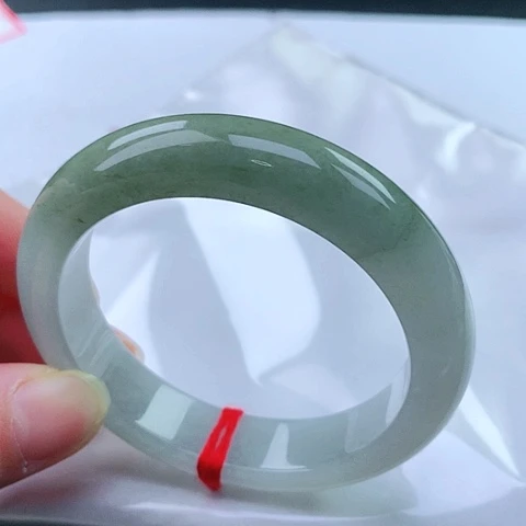 翡翠手镯未镶嵌57 号翡翠手镯