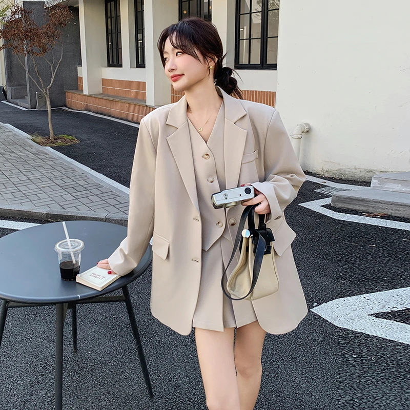 西装外套马甲半身裙套装女2025春季新款宽松高级感通勤气质三件套