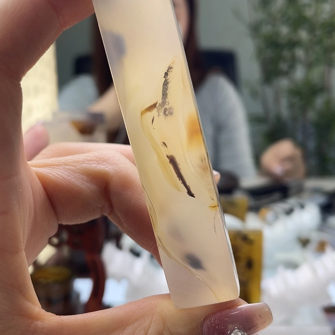 ****火玛瑙/玉髓未镶嵌珠宝半成品