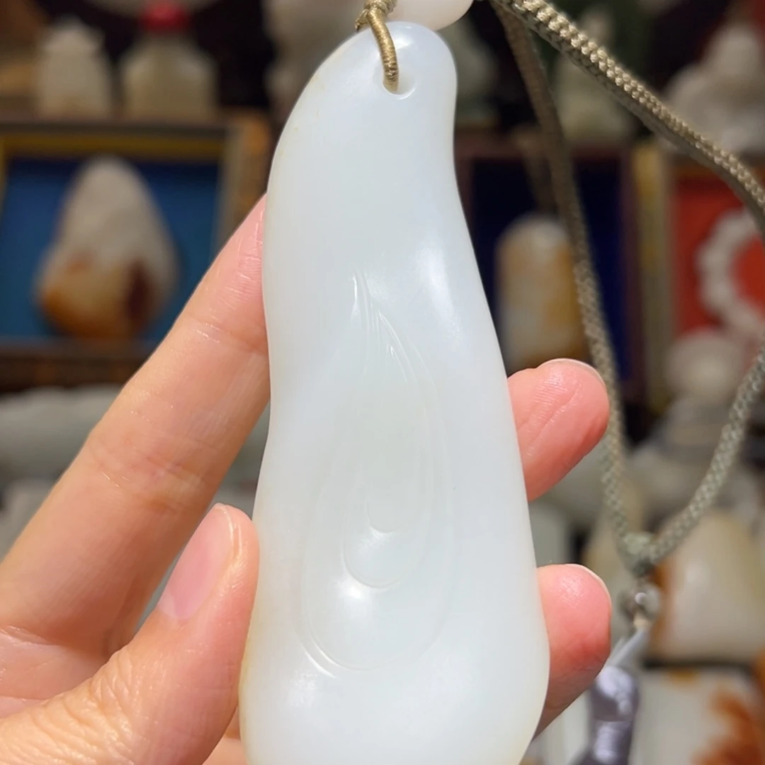 玉***牙未镶嵌和田玉挂件