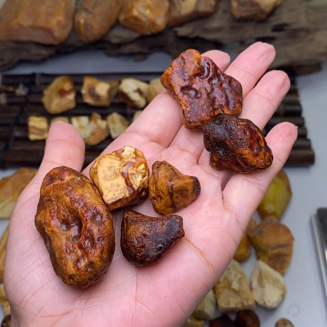 定制蜜蜡愿****灾天然蜜蜡乌料