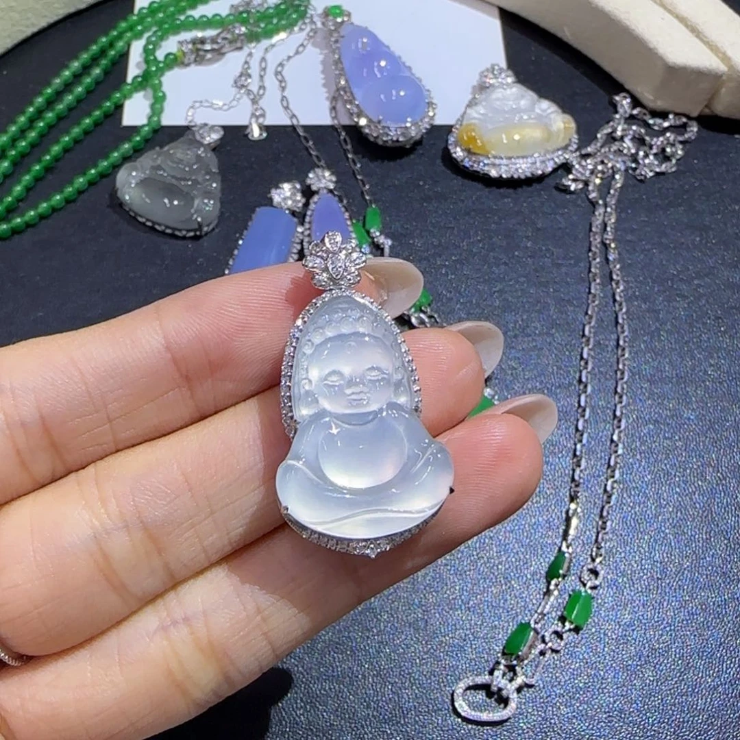 翡翠18K金镶嵌颈饰精品