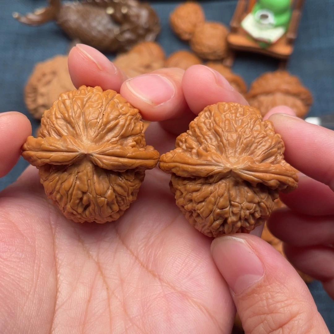 把件文玩核桃38精品老树球白全品