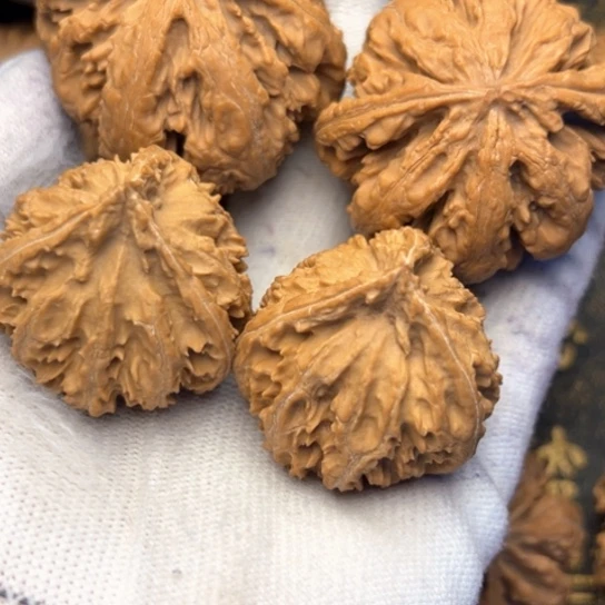小***郎吊坠文玩核桃秦岭核桃35