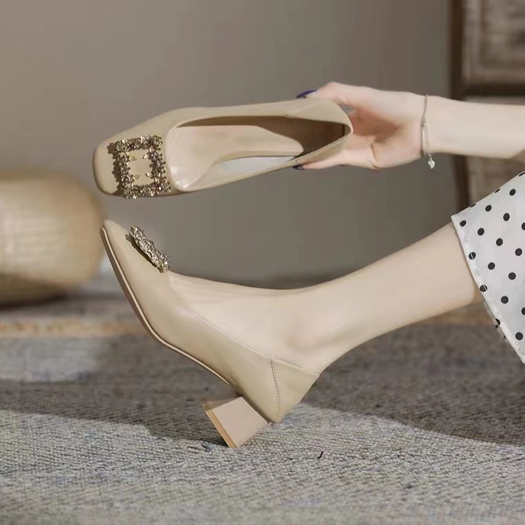 真皮粗跟单鞋女新款水钻中跟气质浅口妈妈鞋法式职业黑色工作鞋女