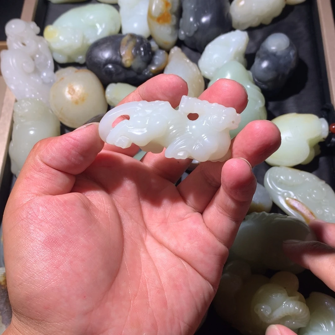 @***…和田玉（糖玉）未镶嵌挂件