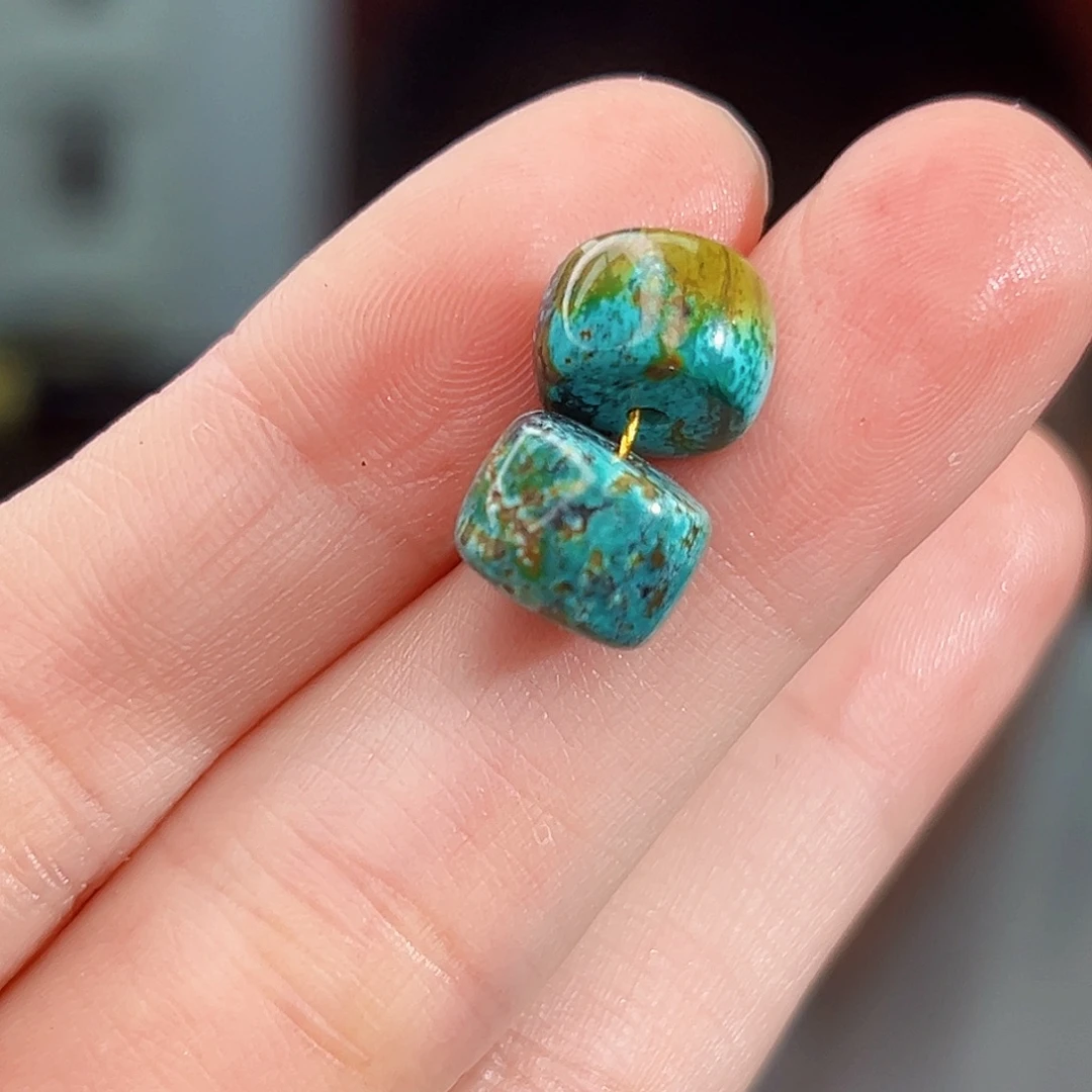 绿松石未镶嵌珠宝奇石