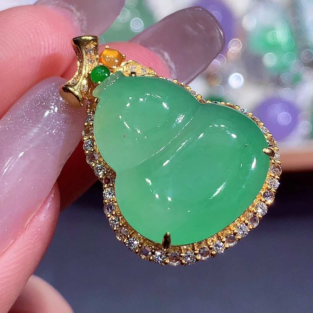 翡翠18K金镶嵌吊坠(不含链)