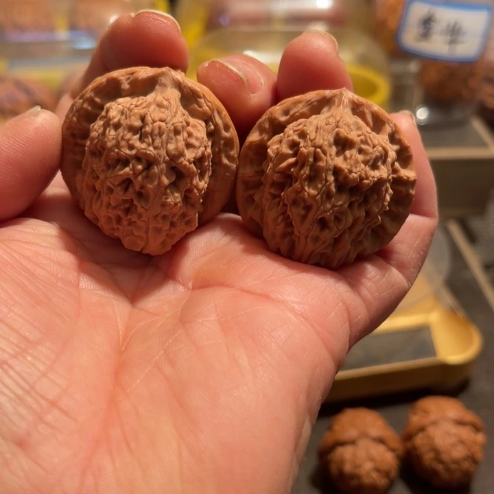 文玩核桃把件天*马老四